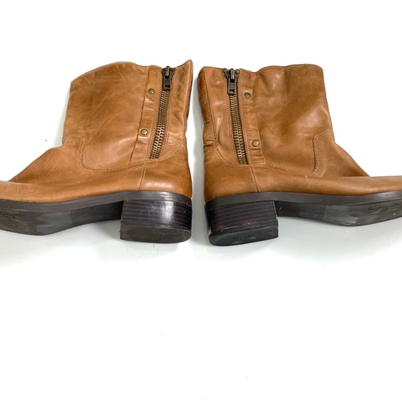 Jessica Simpson - Picture 2 of 4